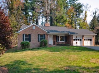 303 Balsam Rd, Hendersonville, NC 28792