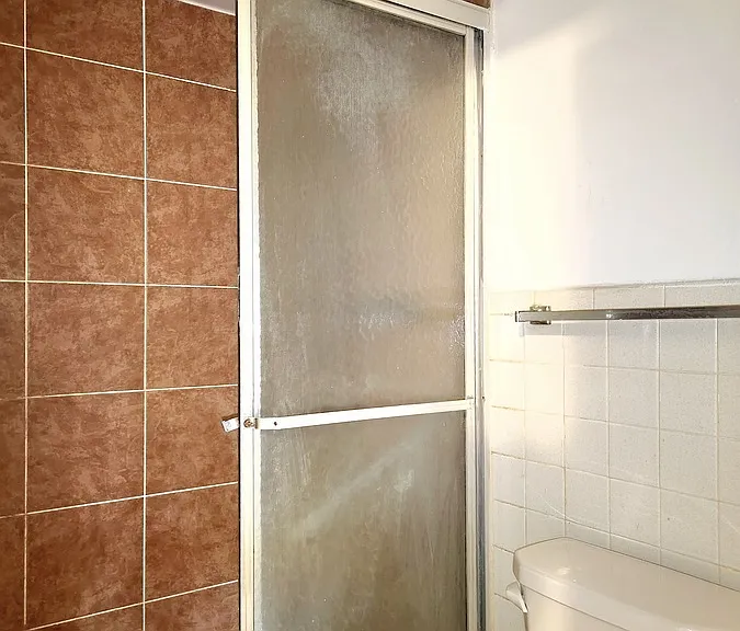 2005 W Touhy Ave #206 — Photo 8