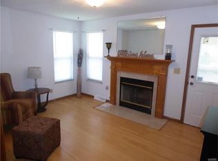205 Brian Dr, Swansea, IL