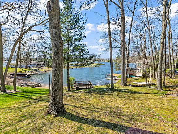 2nd image of 11728 Cherry Pte Dr