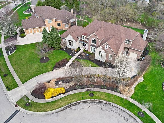 3rd image of 1113 River Forest Dr