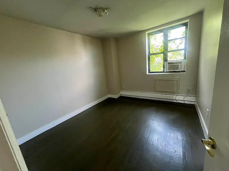 943 Herkimer St #2 — Photo 23