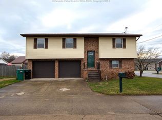14 Connie Ln, Winfield, WV 25213
