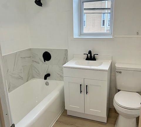 4th image of 1106 Avenue C Floor 2