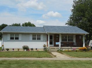 506 E Madison Ave, Casey, IL 62420