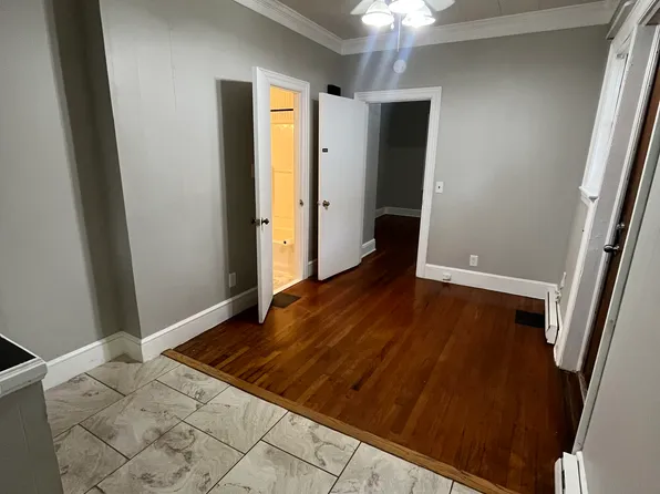 219 North Ave #A, Gainesville, GA 30501