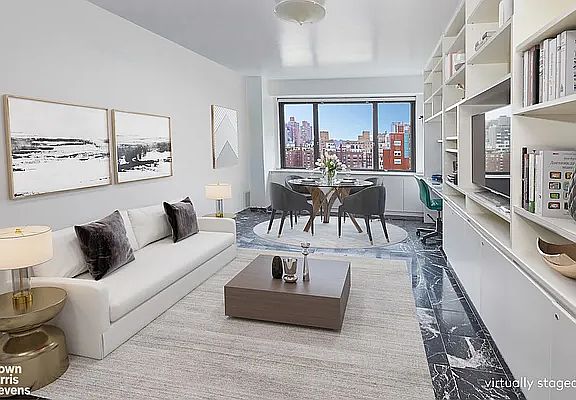 4th image of 60 E End Ave APT 19C