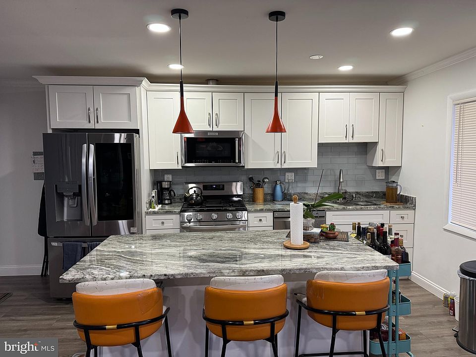 1st image of 4120 Mangalore Dr APT 403