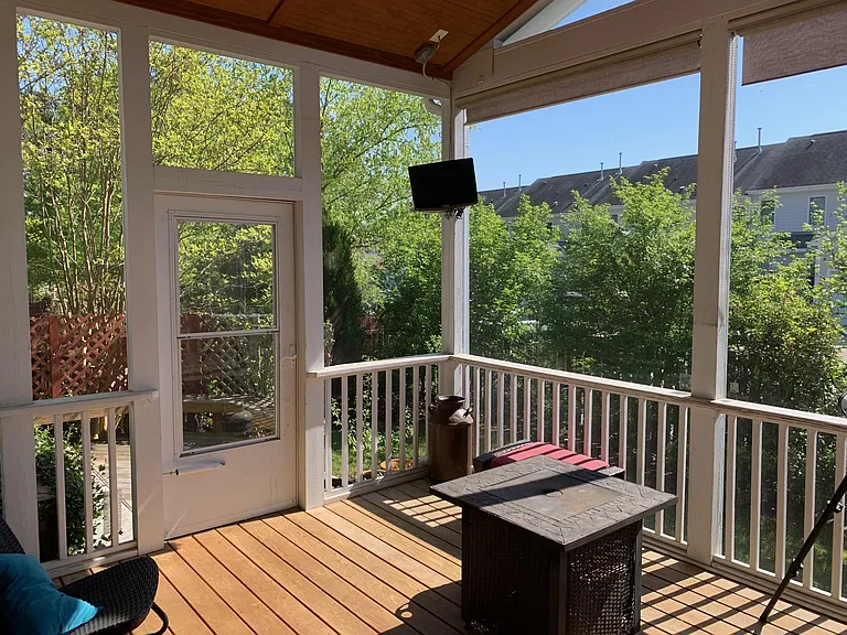 208 Lord Levens Ln — Photo 11
