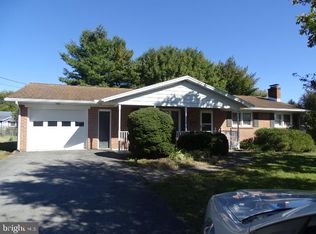 69 Salem Rd, Chambersburg, PA 17201