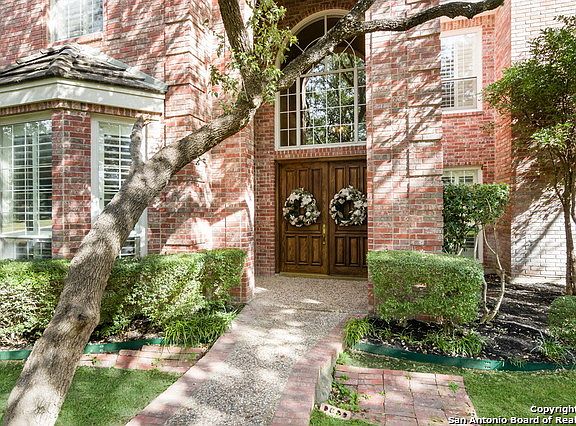 3rd image of 115 Limestone Oak
