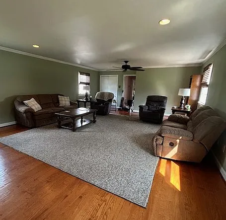 4830 Powcan Rd — Photo 8
