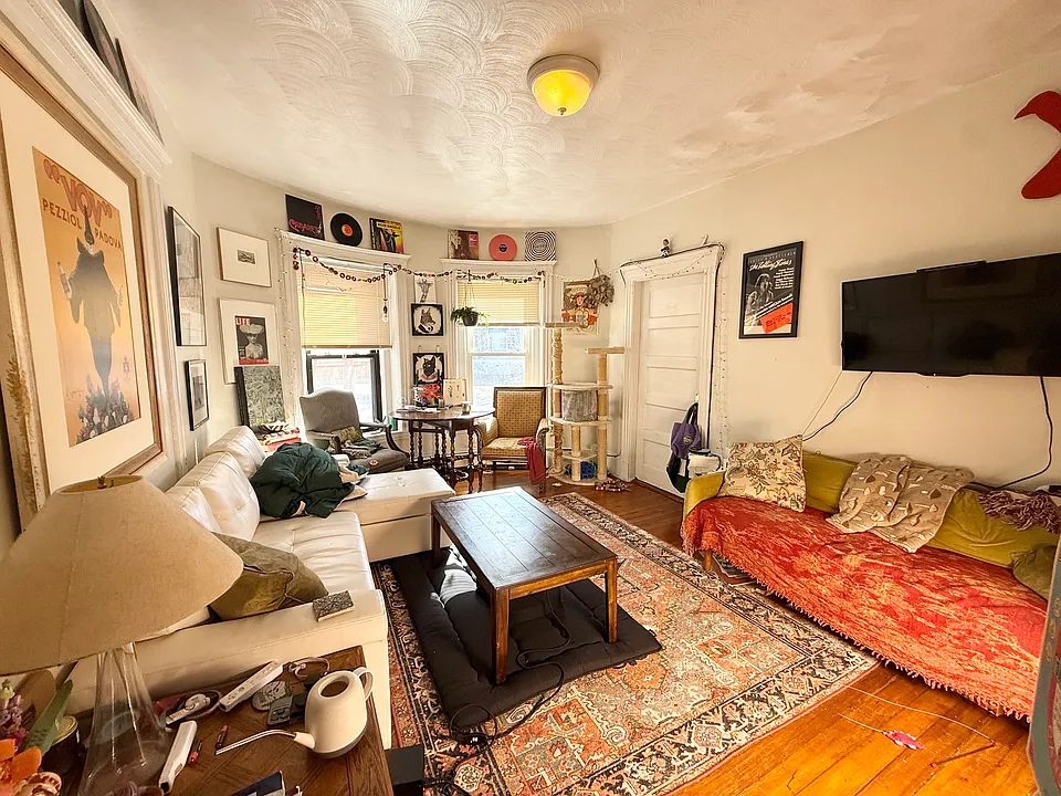60 Empire St #1