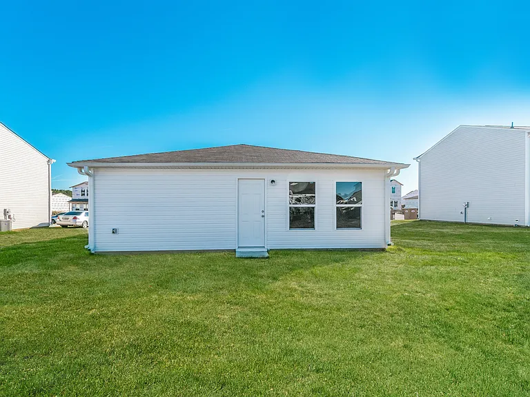 1228 Zoysia Dr — Photo 15