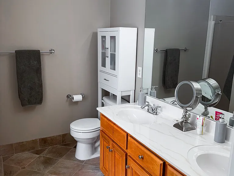 4056 Lenox Park Dr #A — Photo 16