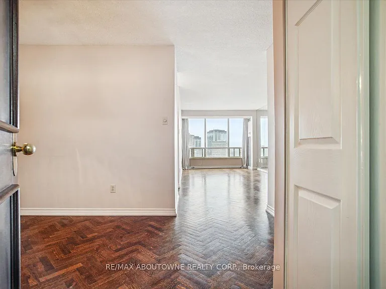 1300 Islington Ave #1609 — Photo 4