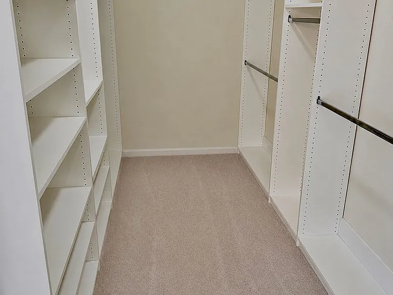 1034 Autumn Crest Ln — Photo 20