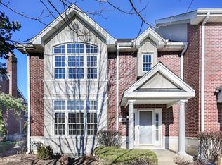 410 Park Ave, Clarendon Hills, IL 60514