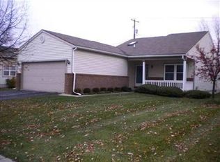 8053 Clover Ridge Ct, Grand Blanc, MI 48439