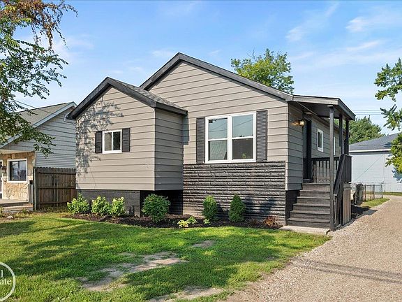 2nd image of 2635 24th St