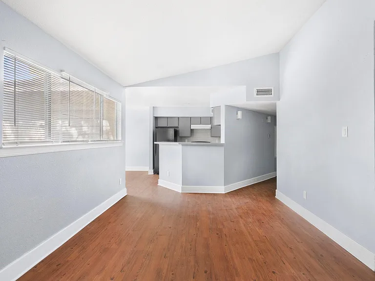 7200 T C Jester Blvd #1004 — Photo 6
