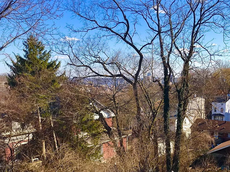 2366 Fairview Ave — Photo 43