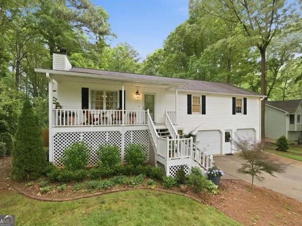4230 Hickory Point Dr, Canton, GA 30115
