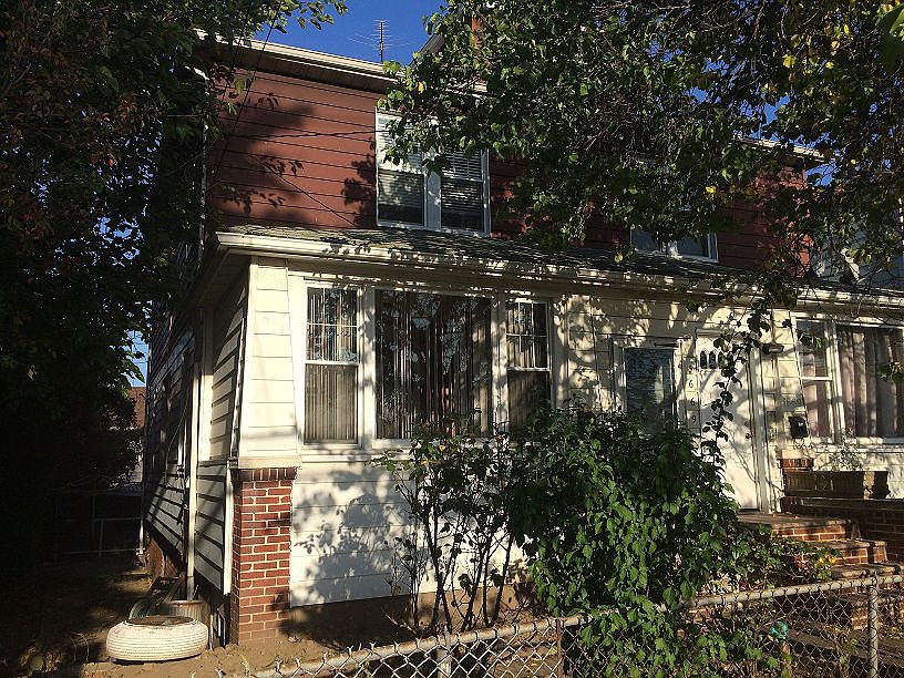 1st image of 3669 E Tremont Ave #1