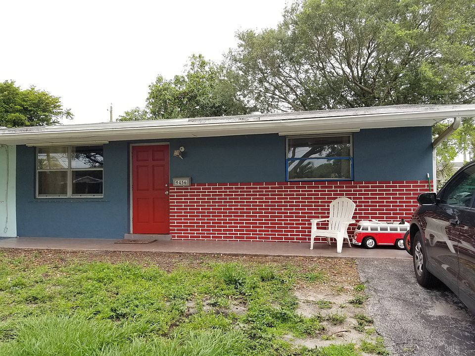 1st image of 9456 SW 52nd St
