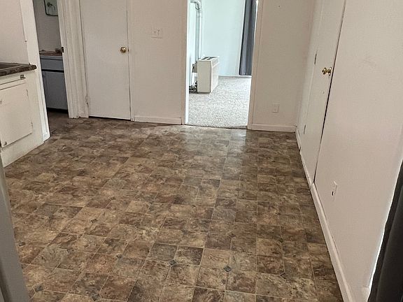 4th image of 223 E Dayton St APT 2