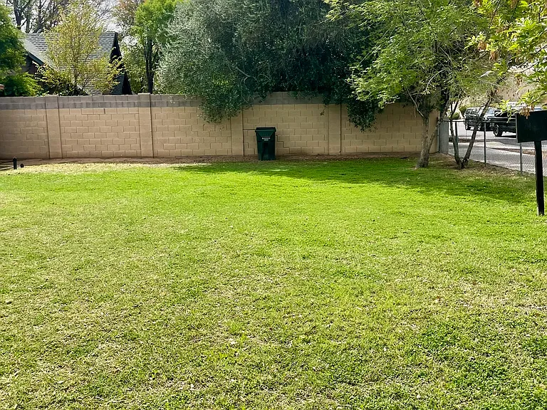 2645 W Morten Ave #2 — Photo 10