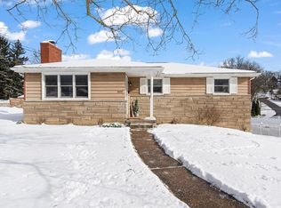 8470 Ridgemont Rd, Pittsburgh, PA 15237