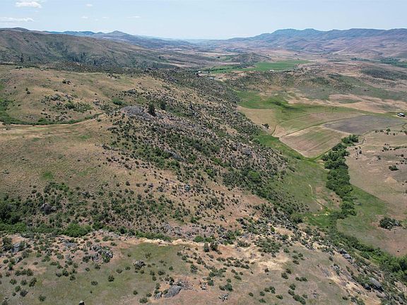 3rd image of Holbrook Ln