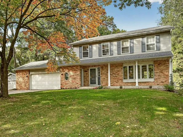 2829 Shadow Dr SE, Rochester, MN 55904