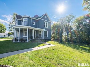 300 W Franklin St, Mackinaw, IL