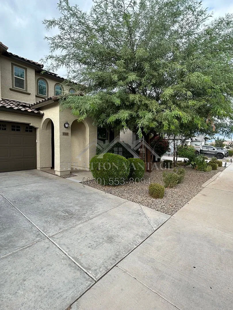 5 bed, 4.0 bath, 3398 sqft, $3,800 — Photo 2