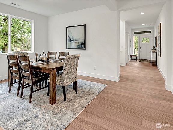 4th image of 10668 SE 170th Place