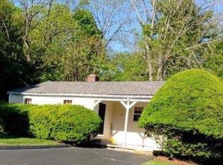 172 Post Rd W, Westport, CT 06880