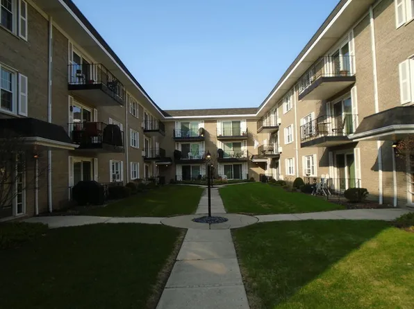 6513 N Northwest Hwy APT 3F, Chicago, IL 60631