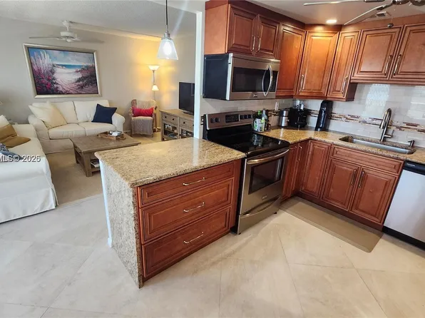 4072 Ventnor Dr #P, Deerfield Beach, FL 33442