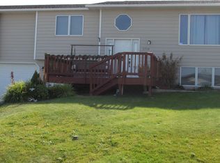 2718 Ivy Dr, Great Falls, MT 59404