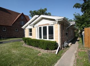 905 N La Grange Rd, La Grange Park, IL 60526