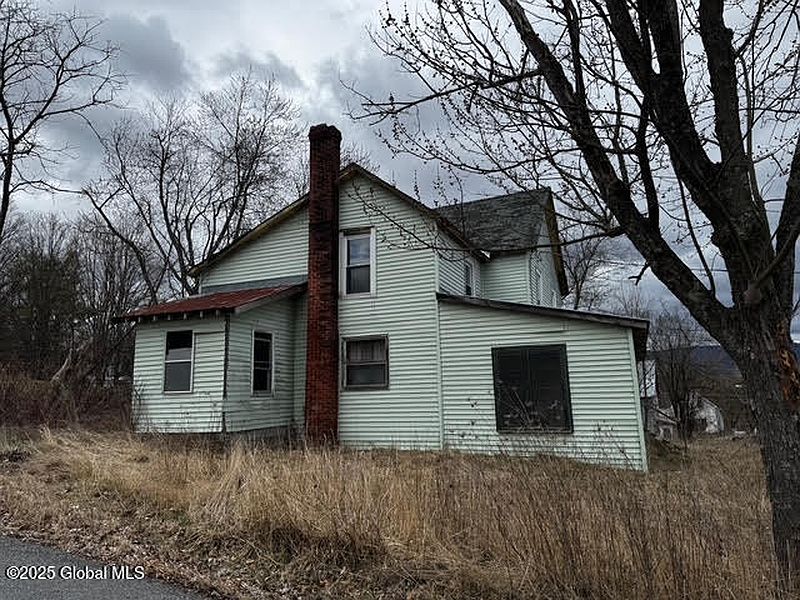 2nd image of 48 Treadway Street