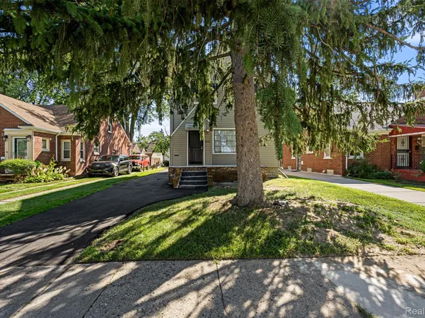 16172 Oakfield St, Detroit, MI 48235