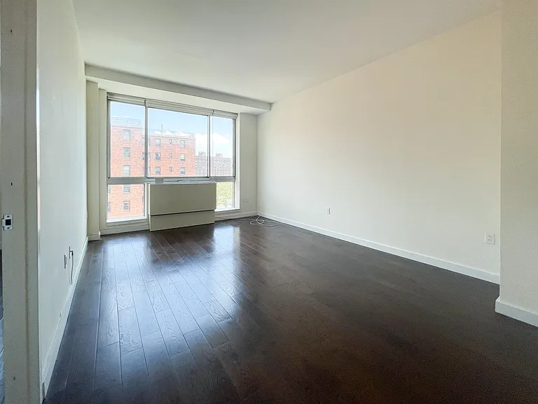310 E 2nd St #8F — Photo 3