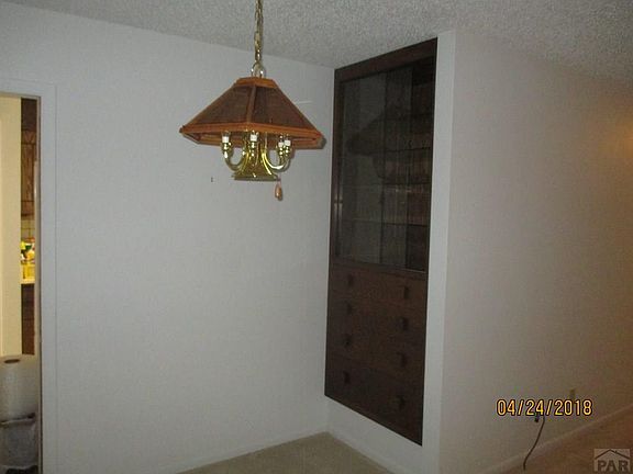 3rd image of 41 Fordham Cir