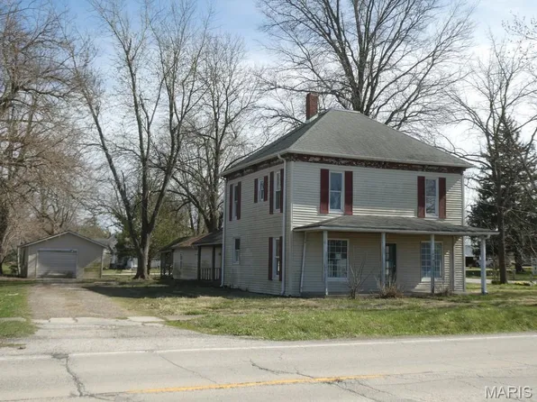 309 Talmadge St, Witt, IL 62094