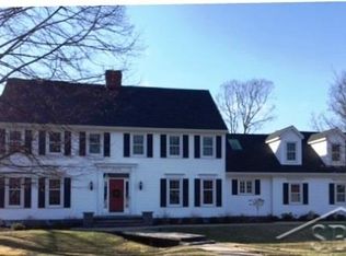 3939 Chipping Norton Ct, Saginaw, MI