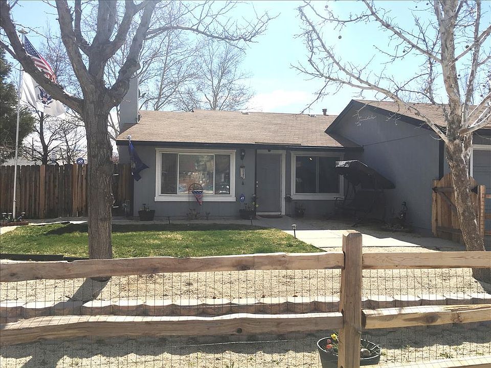 1st image of 1073 Pinewood Dr