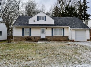 4181 Bluestone Rd, Cleveland Heights, OH 44121